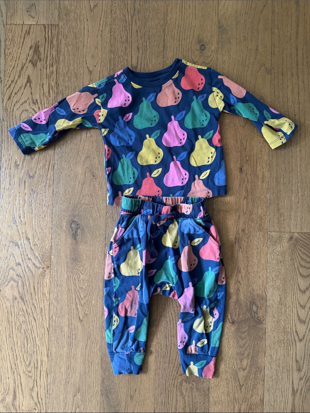 Hanna Anderson 18-24 months pear set